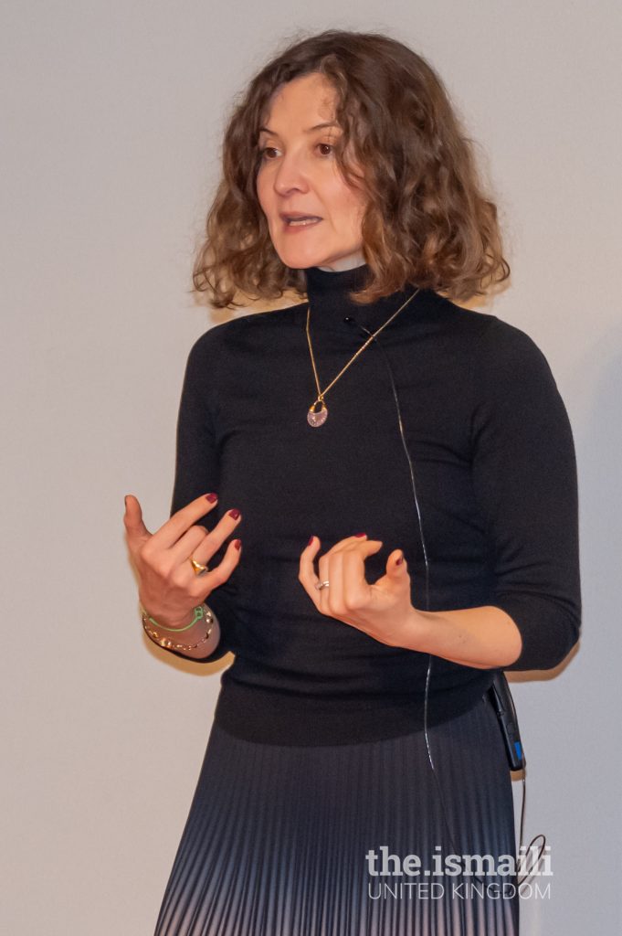 Dr Katharina Lederle speaking to an audience